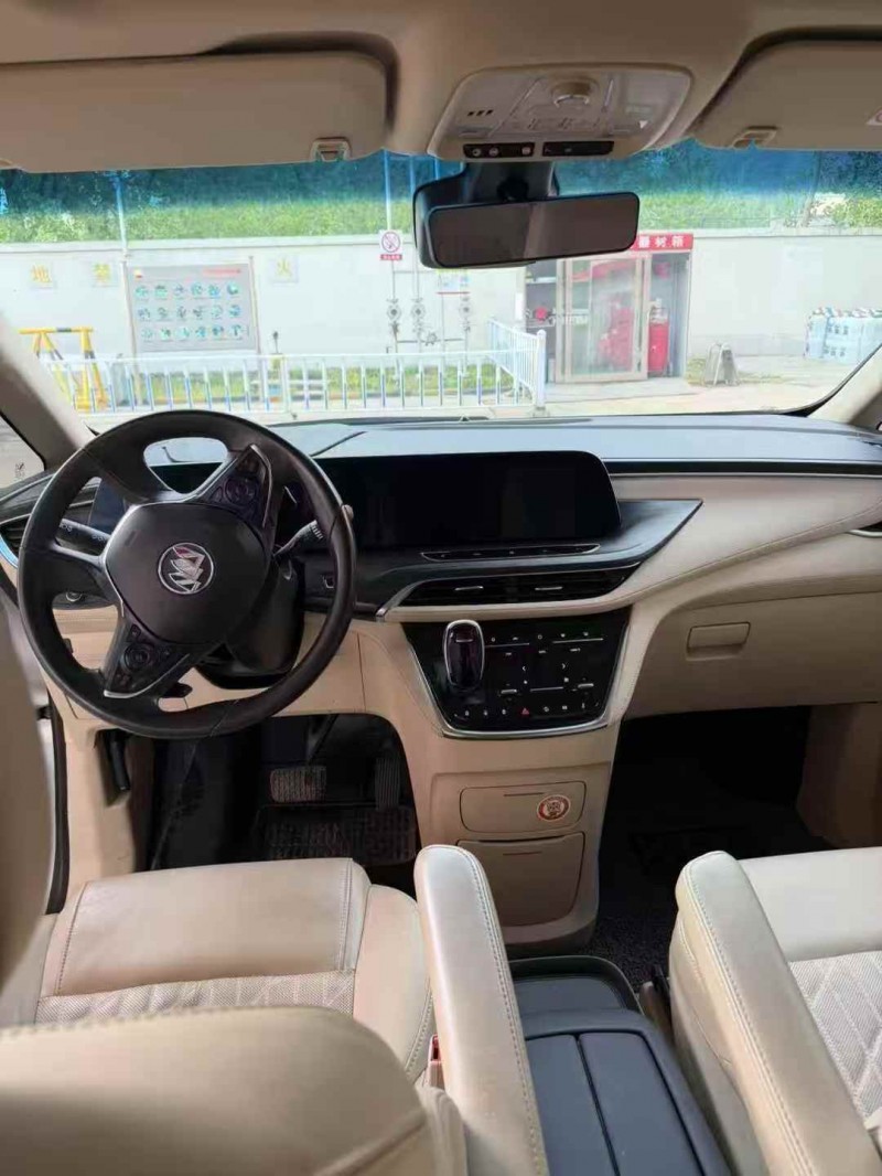 潍坊22年别克GL85
