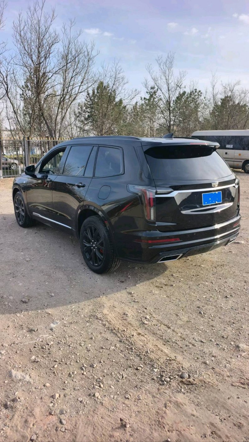 乌兰察布20年凯迪拉克XT64