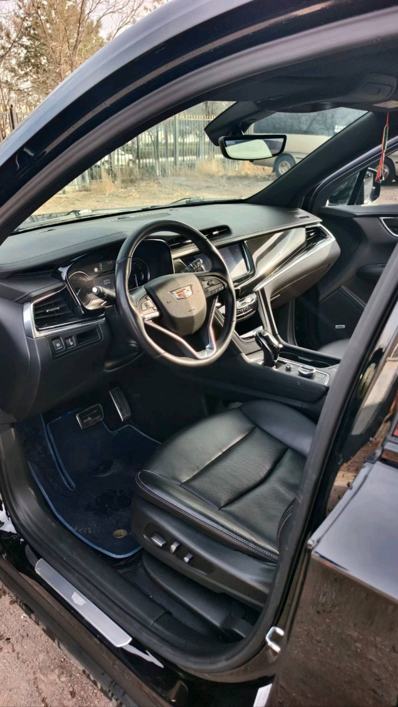 乌兰察布20年凯迪拉克XT67