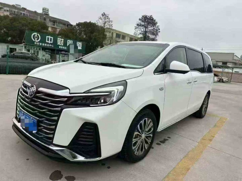 金华23年别克GL83
