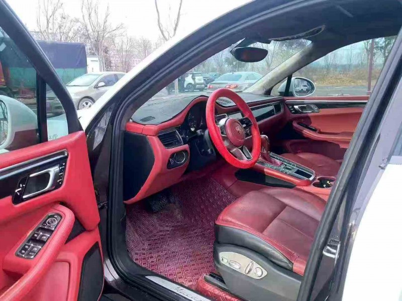 衢州17年保时捷Macan5