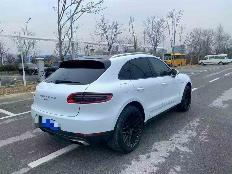 衢州17年保时捷Macan7