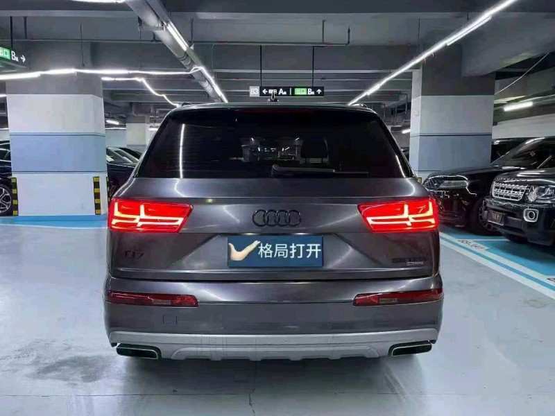 深圳18年奥迪Q78