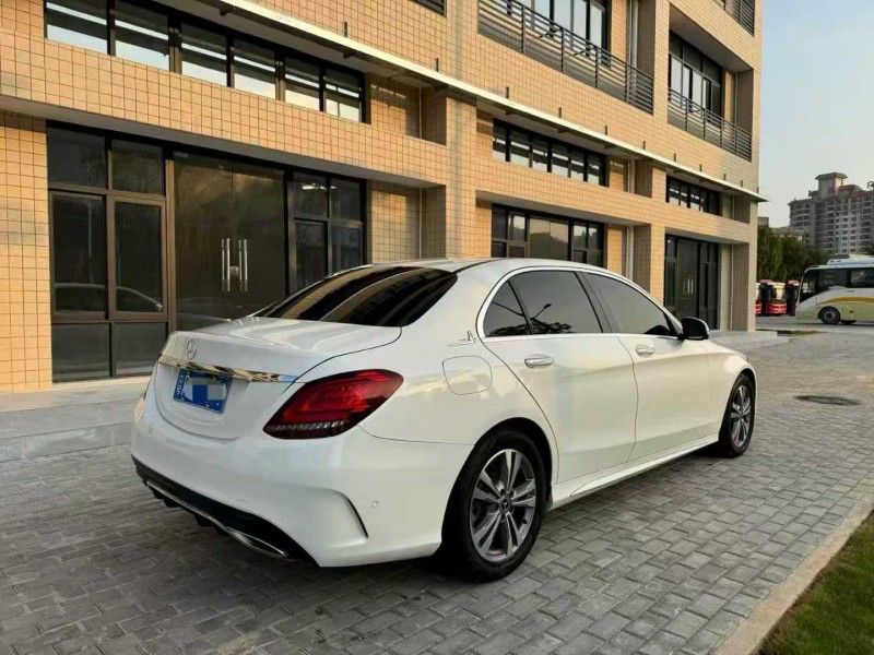广州19年奔驰C6