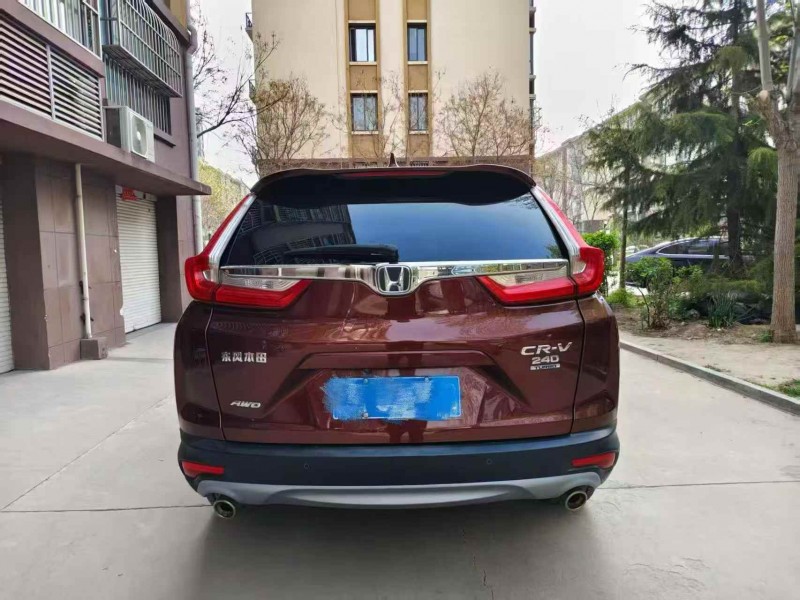济宁18年本田CRV9