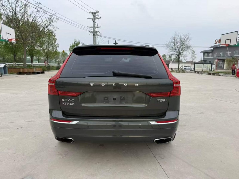 徐州19年沃尔沃XC609