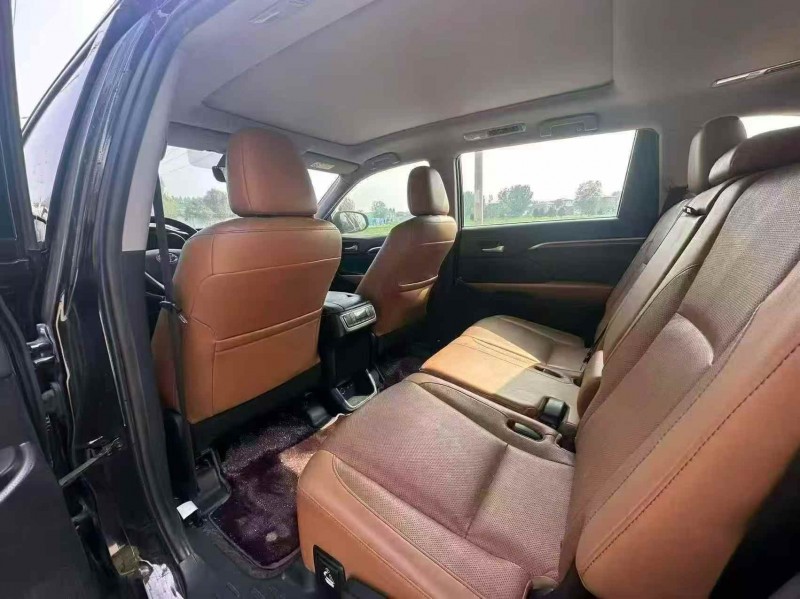 常德21年丰田汉兰达5