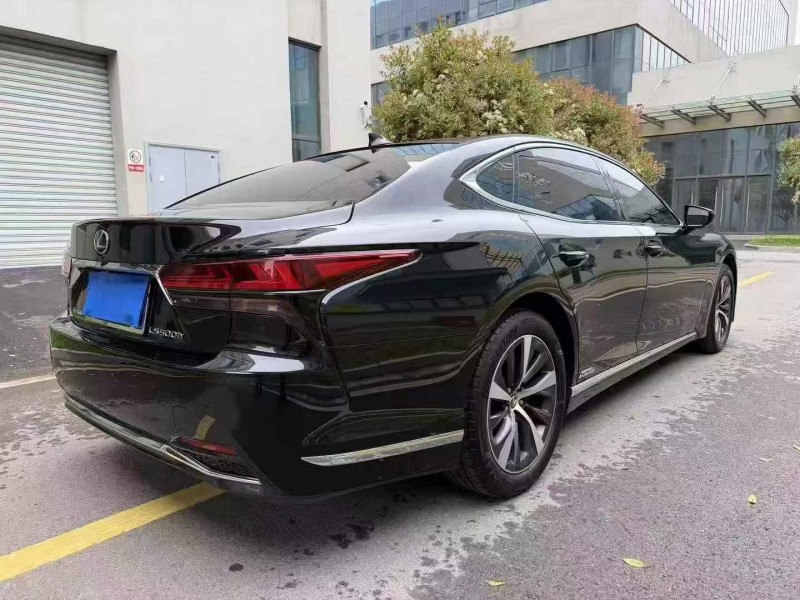 淮安21年雷克萨斯LS8