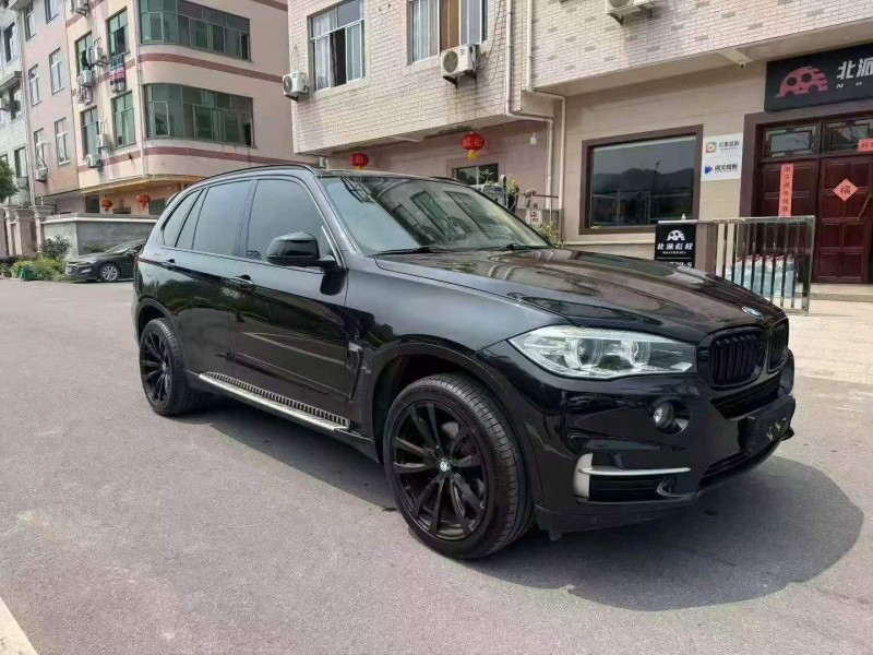 金华16年宝马X52