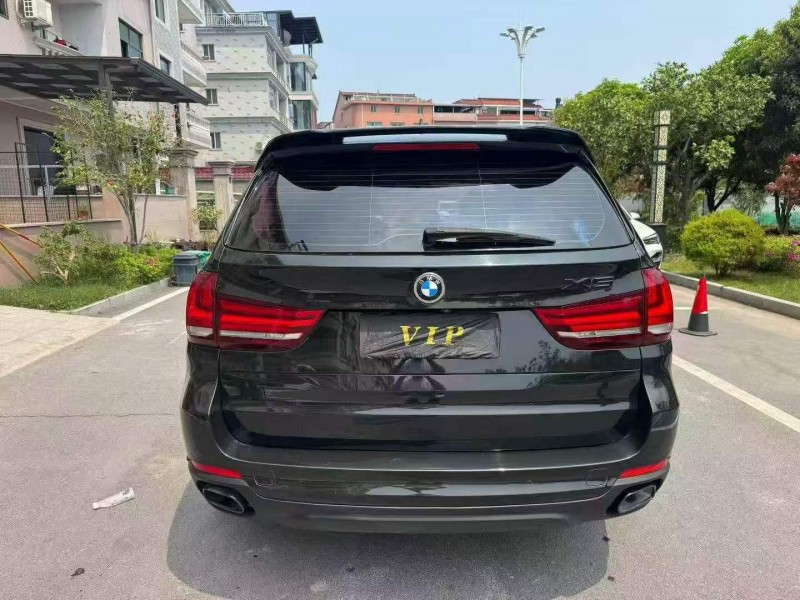 金华16年宝马X58