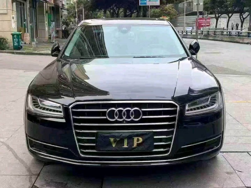重庆17年奥迪A8L1