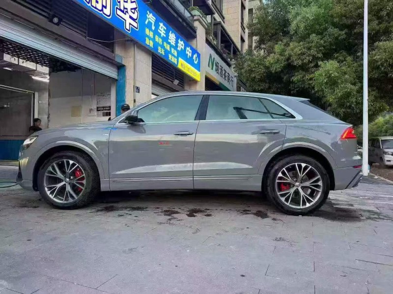 重庆20年奥迪Q82