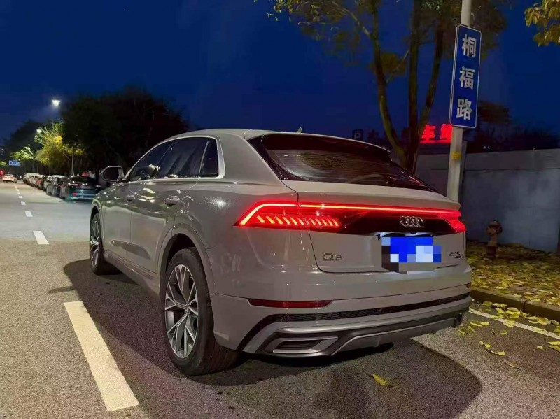 重庆20年奥迪Q88