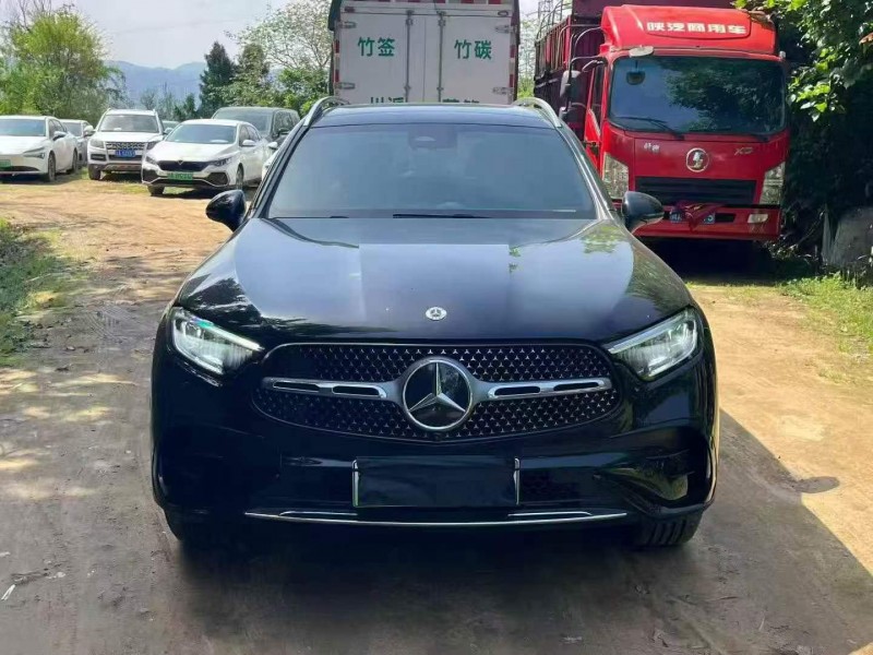 遂宁25年奔驰GLC1