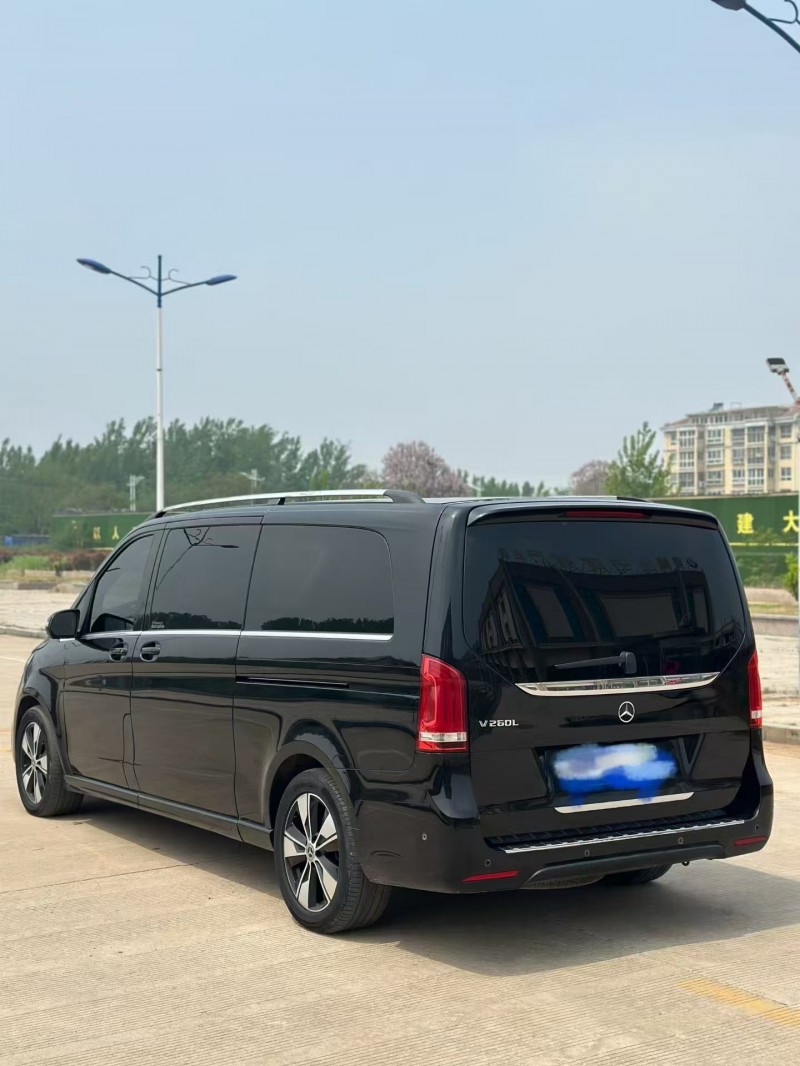 枣庄21年奔驰V8