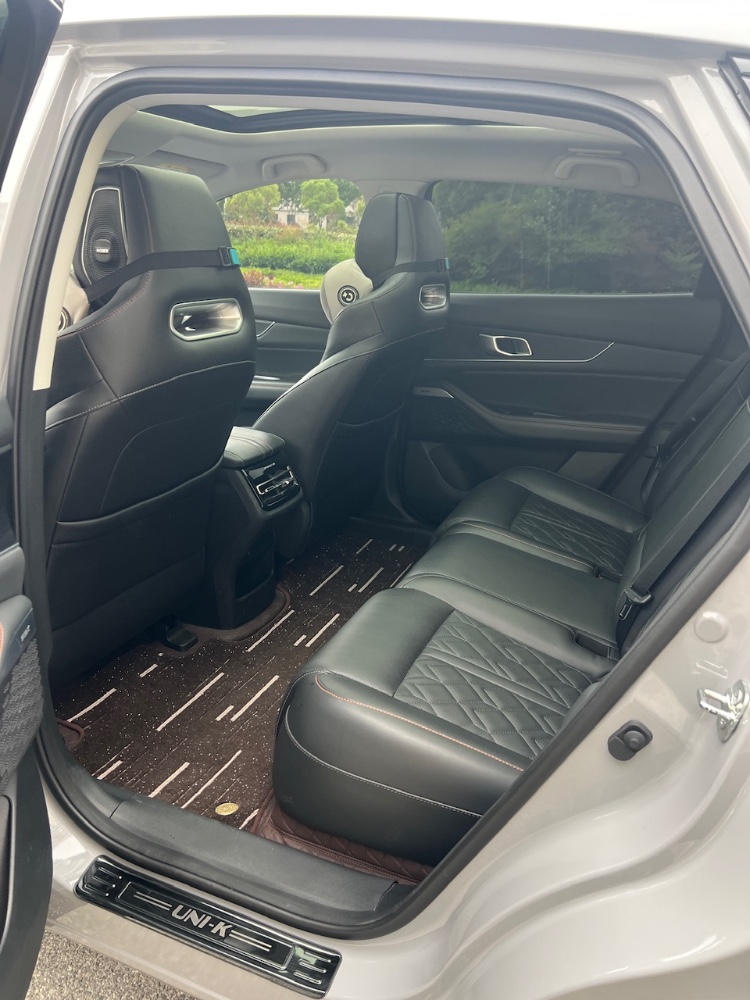 南阳21年长安汽车UNI5