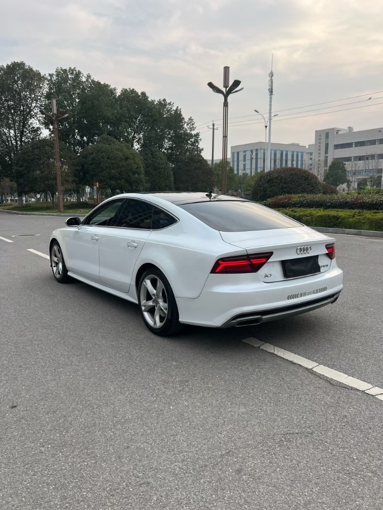 南阳18年奥迪A7L9