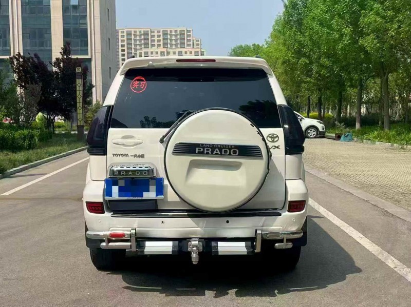 东营09年丰田普拉多9