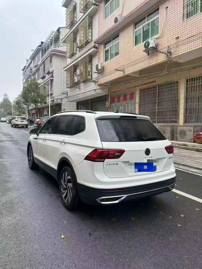 衡阳22年大众途观8