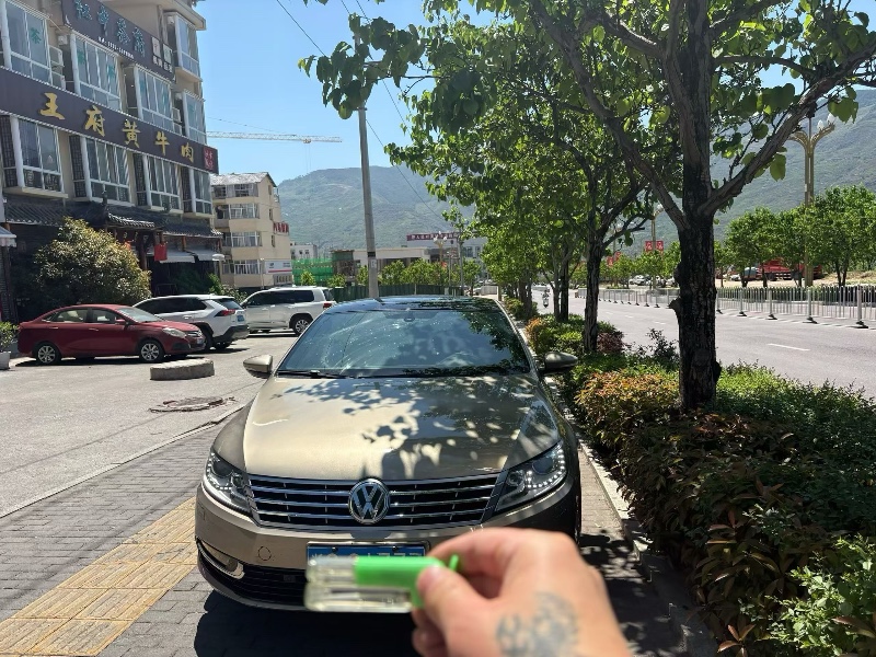 雅安15年大众CC1