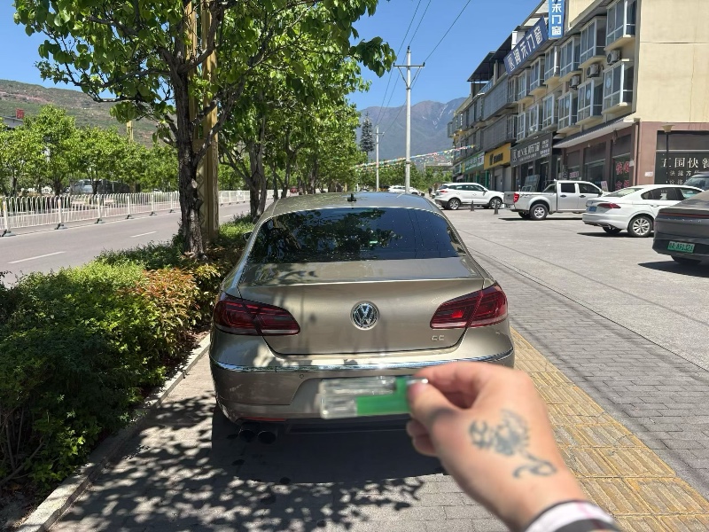 雅安15年大众CC2