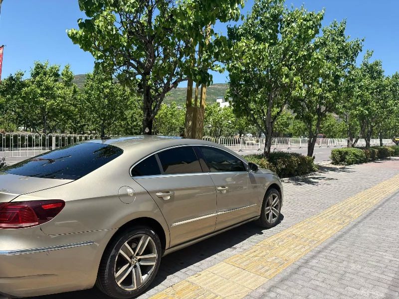 雅安15年大众CC5
