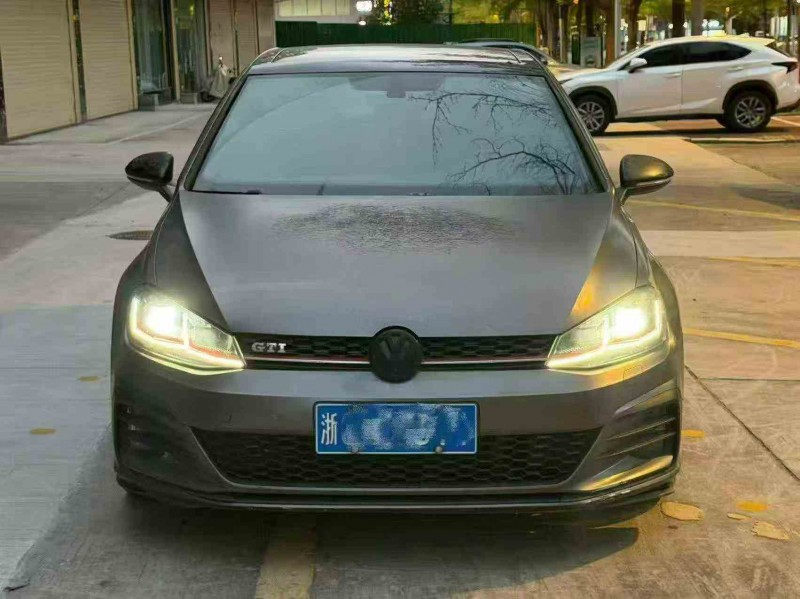 泉州18年大众高尔夫1