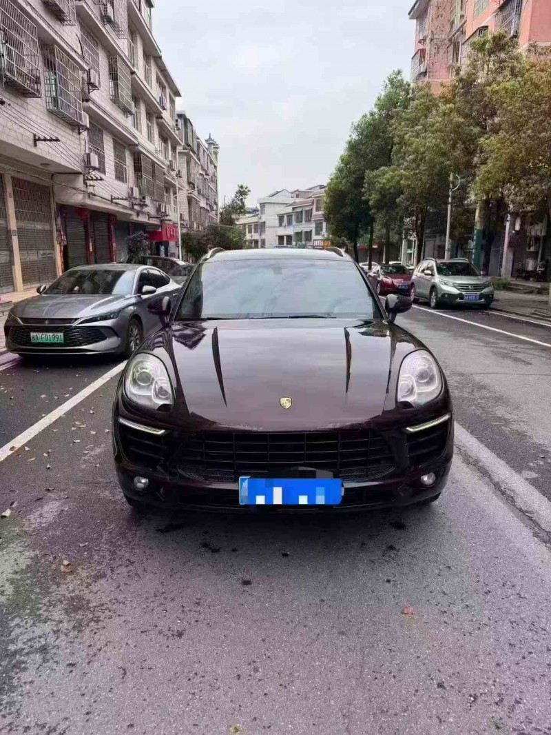 邵阳16年保时捷Macan1