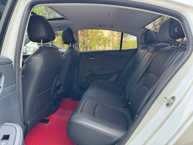 济宁25年荣威i58