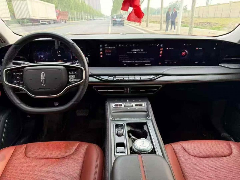 新乡25年林肯Z5