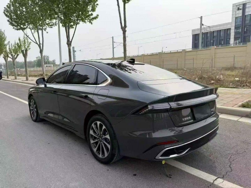 新乡25年林肯Z8