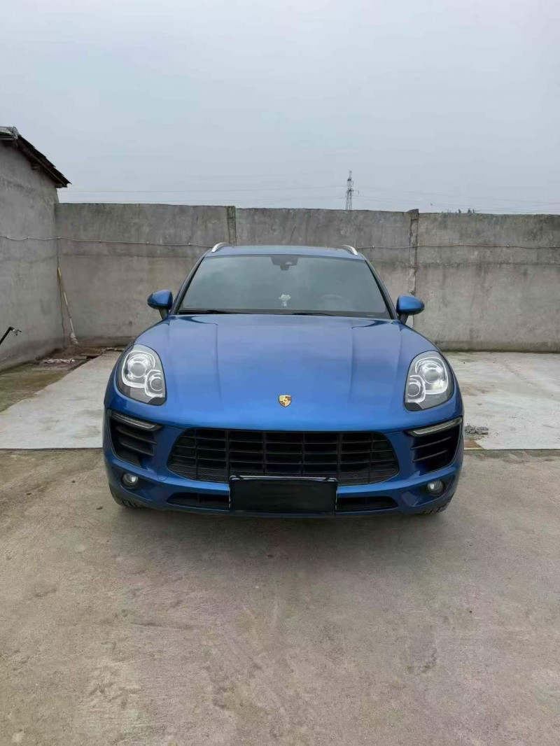 绍兴17年保时捷Macan1