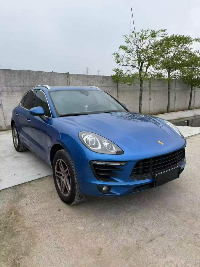 绍兴17年保时捷Macan2