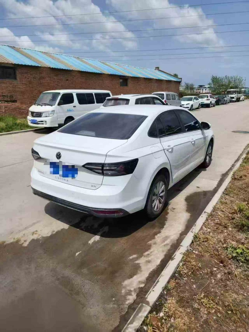 咸阳25年大众朗逸8
