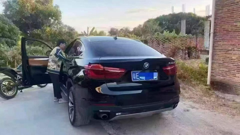 广州18年宝马X68