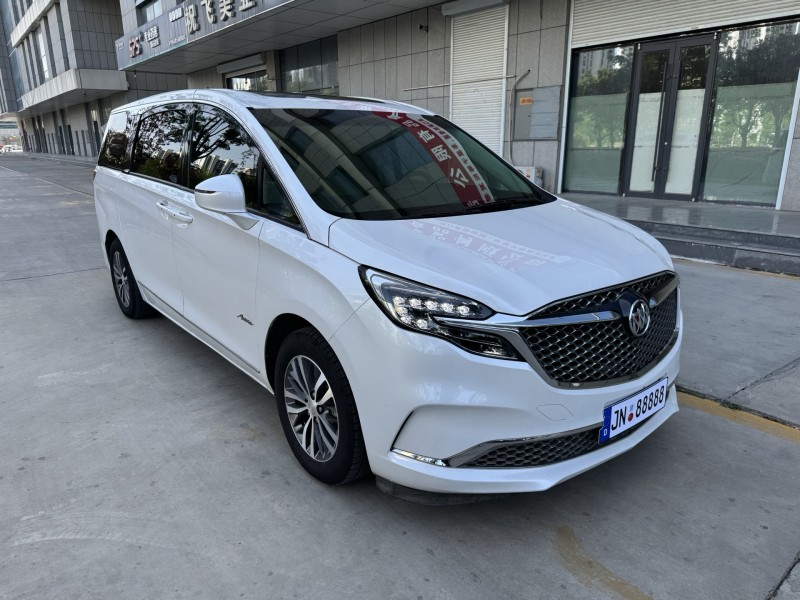 济宁22年别克GL82