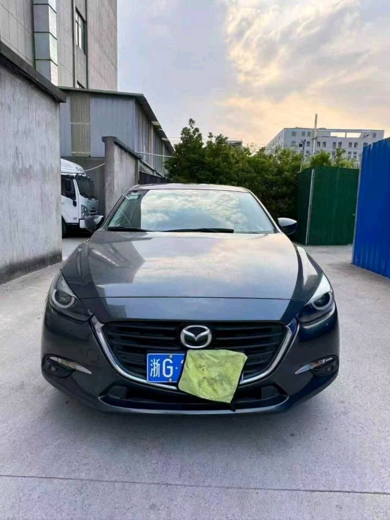 嘉兴18年马自达昂克赛拉1