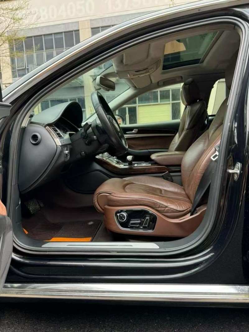 佛山13年奥迪A8L6