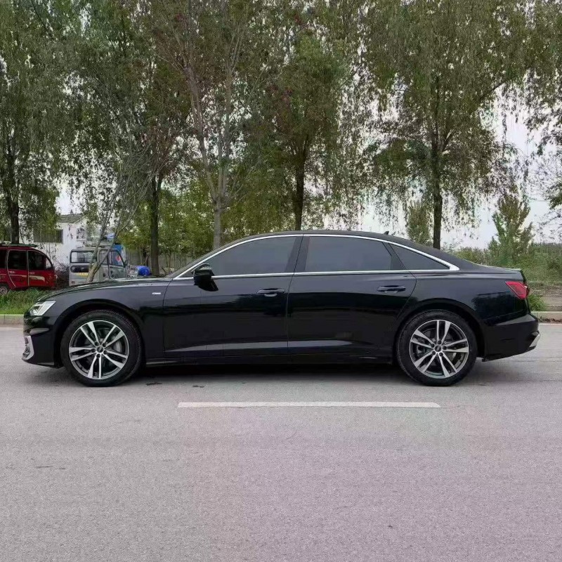 济宁23年奥迪A6L8