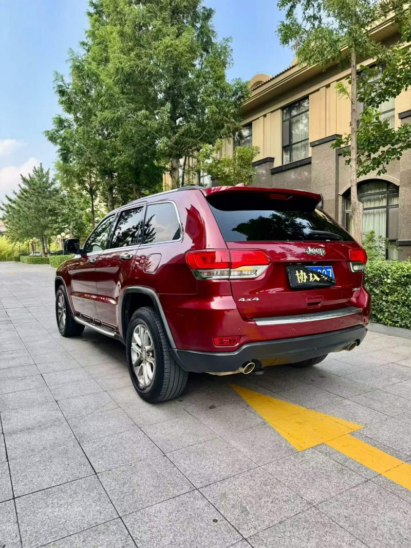 烟台15年Jeep大切诺基5
