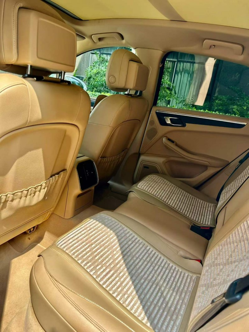 烟台16年保时捷Macan4
