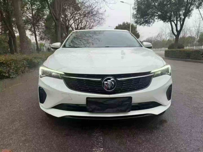 衡阳22年别克威朗1