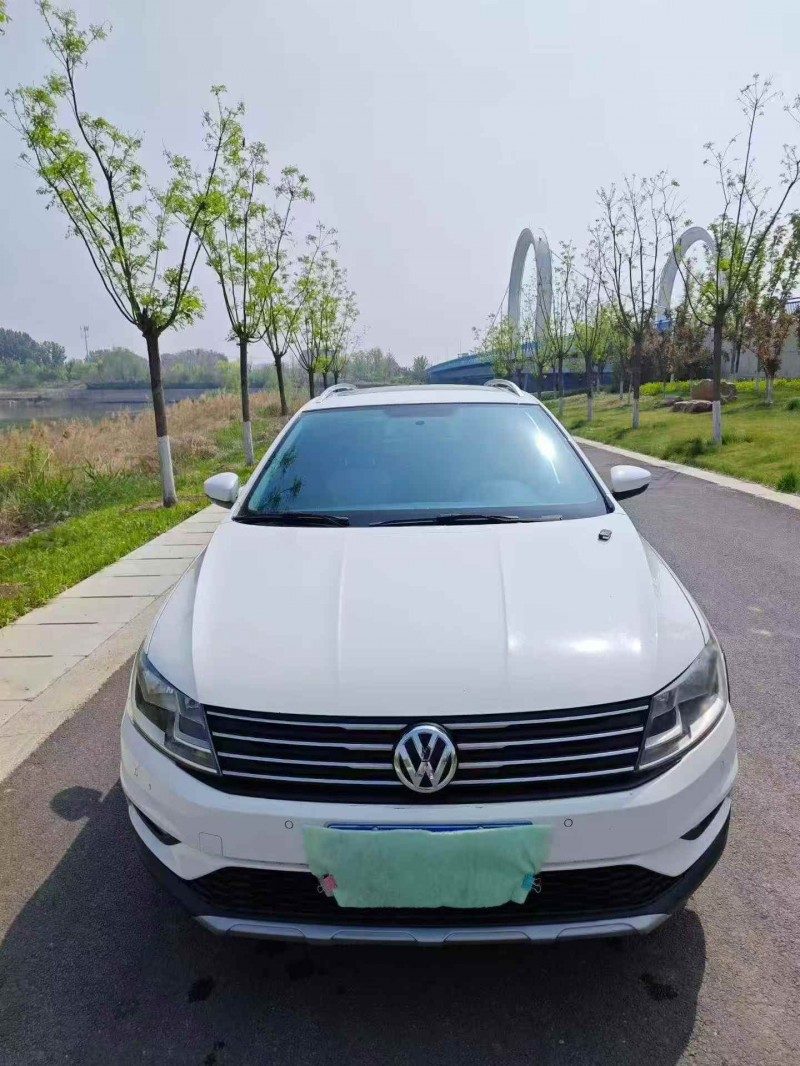 潍坊16年大众朗境1