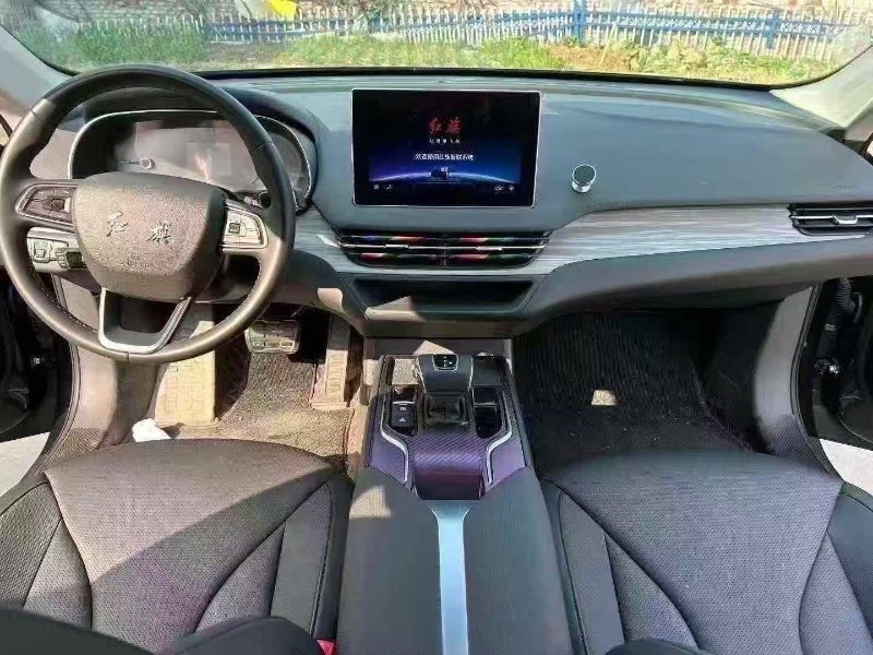 襄阳25年红旗E-QM58