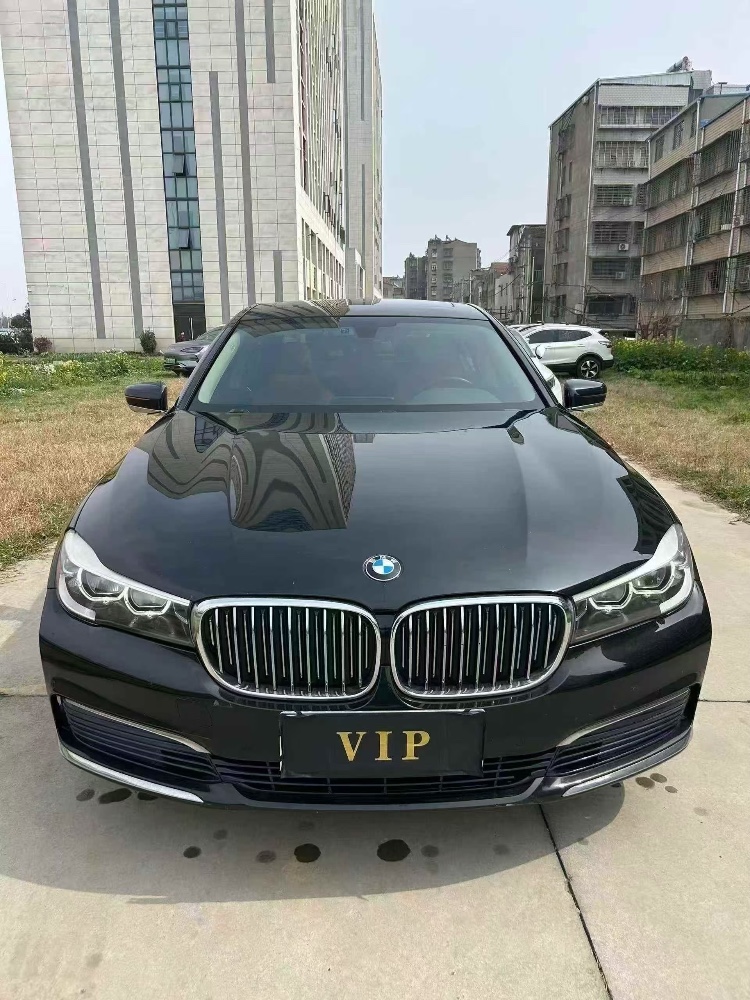 襄阳18年宝马7系1