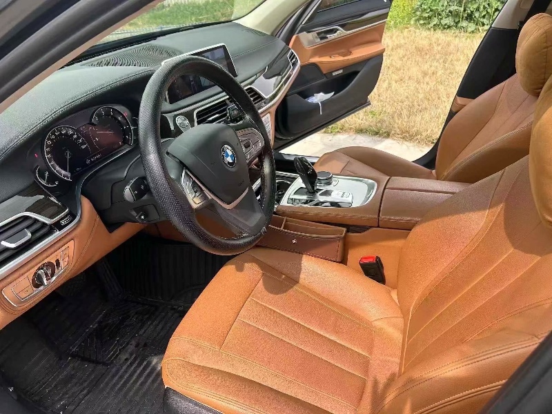 襄阳18年宝马7系7