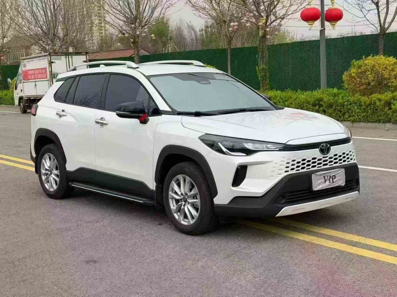 张家口26年丰田锐放2