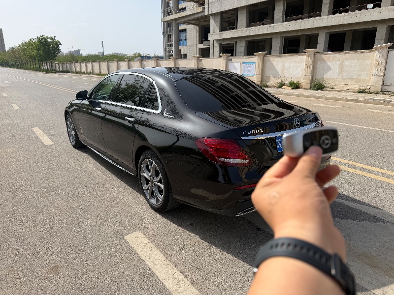 西安20年奔驰E8