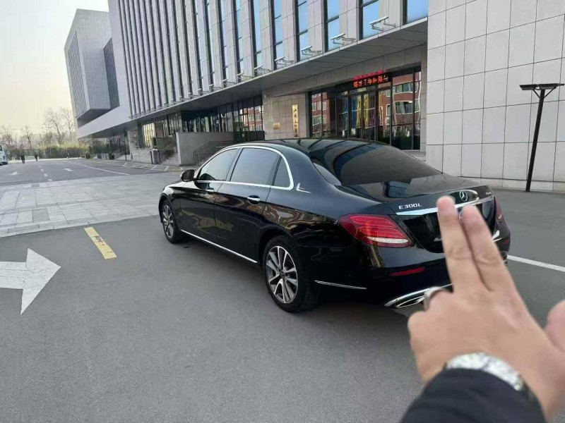 枣庄17年奔驰E4