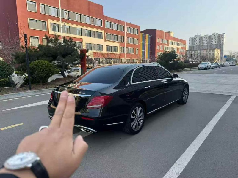枣庄17年奔驰E8